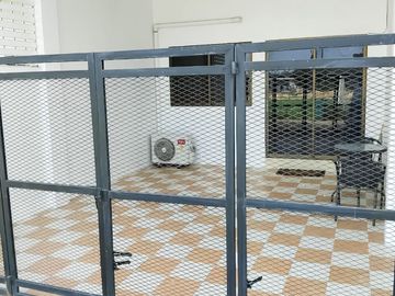 Pattaya Townhouse for Sale with Tenant Contract - Soi Siam Country Club near Wanasin Market