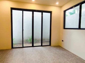 FOR SALE SPACIOUS DESIGN 2 STOREY SINGLE DETACHED HOUSE IN KATARUNGAN VILLAGE