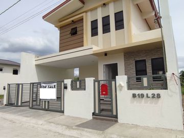 FOR SALE NEWLY MADE MAJESTIC DESIGN 2 STOREY SINGLE DETACHED HOUSE IN CAVITE