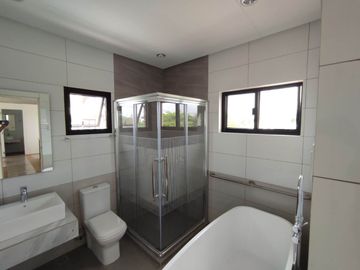 FOR SALE NEWLY MADE MAJESTIC DESIGN 2 STOREY SINGLE DETACHED HOUSE IN CAVITE