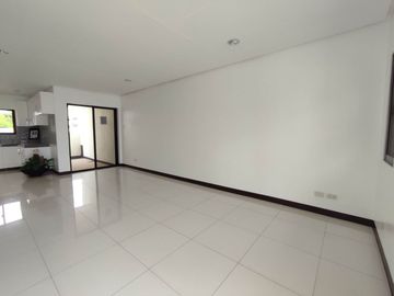 FOR SALE NEWLY MADE MAJESTIC DESIGN 2 STOREY SINGLE DETACHED HOUSE IN CAVITE