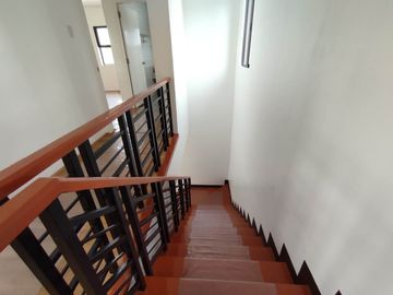 FOR SALE NEWLY MADE MAJESTIC DESIGN 2 STOREY SINGLE DETACHED HOUSE IN CAVITE