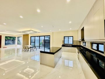 Appealing Brand New Semi Furnished House and Lot for Sale in BF Homes Parañaque City