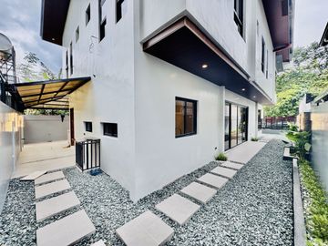Appealing Brand New Semi Furnished House and Lot for Sale in BF Homes Parañaque City