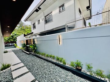 Appealing Brand New Semi Furnished House and Lot for Sale in BF Homes Parañaque City