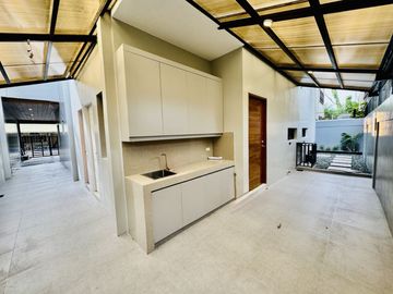 Appealing Brand New Semi Furnished House and Lot for Sale in BF Homes Parañaque City