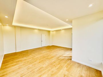 Appealing Brand New Semi Furnished House and Lot for Sale in BF Homes Parañaque City
