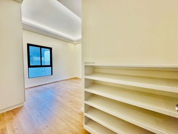 Appealing Brand New Semi Furnished House and Lot for Sale in BF Homes Parañaque City