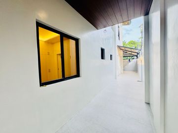 Appealing Brand New Semi Furnished House and Lot for Sale in BF Homes Parañaque City