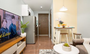Vibrant Scandi One-bedroom by Ayala Avenue
