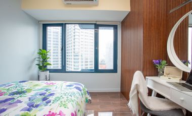 Vibrant Scandi One-bedroom by Ayala Avenue