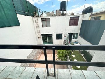 CASA EN VENTA EN LEON MODERNO OPORTUNIDAD PARA NEGOCIAR
