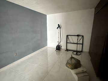 CASA EN VENTA EN LEON MODERNO OPORTUNIDAD PARA NEGOCIAR