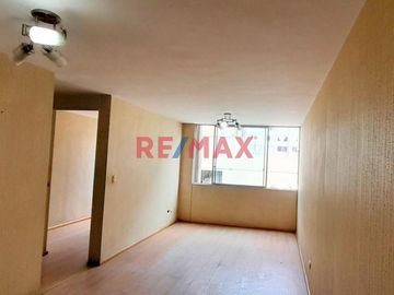 Acogedor Departamento En Venta - Urb. Parques Del Agustino