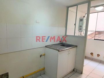 Acogedor Departamento En Venta - Urb. Parques Del Agustino