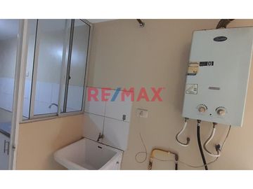Bonito Departamento En Venta - Urb. Parques Del Agustino