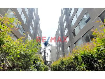 Bonito Departamento En Venta - Urb. Parques Del Agustino