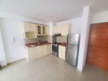 DEPARTAMENTO DEN VENTA SAN JUAN DE MIRAFLORES