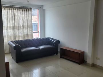 DEPARTAMENTO DEN VENTA SAN JUAN DE MIRAFLORES