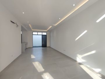Casa en venta Urbanización Mallorca Village Via Salitre Samborondon Guayaquil