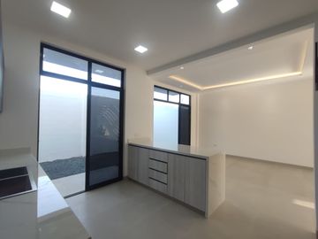 Casa en venta Urbanización Mallorca Village Via Salitre Samborondon Guayaquil
