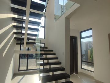 Casa en venta Urbanización Mallorca Village Via Salitre Samborondon Guayaquil