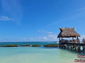 Casa con jardín y alberca privada, en venta, Mayakoba, Playa del Carmen.