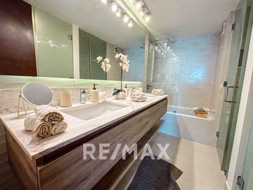EXCLUSIVO DEPARTAMENTO FLAT EN MIRAFLORES