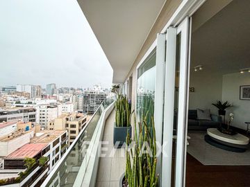EXCLUSIVO DEPARTAMENTO FLAT EN MIRAFLORES