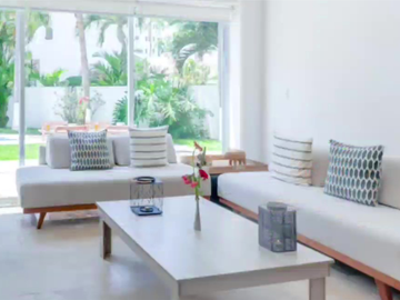 Departamento al pie de playa en venta a precio de oportunidad con entrega inmediata fracc. Flamingos Nuevo Vallarta, Nayarit