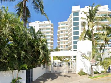 Departamento al pie de playa en venta a precio de oportunidad con entrega inmediata fracc. Flamingos Nuevo Vallarta, Nayarit