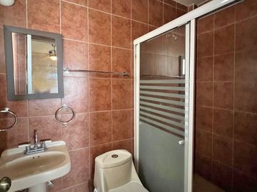 CASA EN VENTASALIDA MIL CUMBRES,  INCREÍBLE VISTA PANORÁMICA!! MORELIA