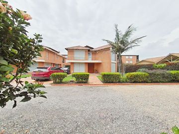 CASA EN VENTA CHÍA CUNDINAMARCA-COLOMBIA