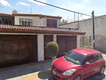CASA EN VENTA VALLE DE LOS SAUCES TULTITLAN