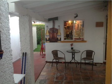 CASA EN SAN GIL CERRADA SANTA ELENA
