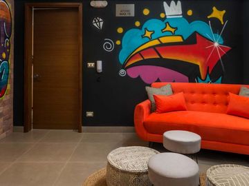 Departamento Céntrico En Edificio C/ Áreas Comunes Y Seguridad 24H | Pronta Entrega