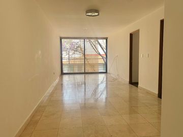 GRAN DEPARTAMENTO DE 3 RECAMARAS Y BALCON EN GENERAL ANAYA