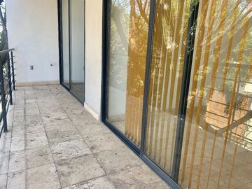 GRAN DEPARTAMENTO DE 3 RECAMARAS Y BALCON EN GENERAL ANAYA