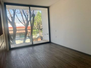 GRAN DEPARTAMENTO DE 3 RECAMARAS Y BALCON EN GENERAL ANAYA
