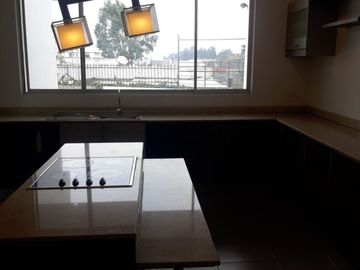 CHILLOS, vendo propiedad de 900m2 de terreno y 230m2 construcción, 1 dormitorio en planta baja