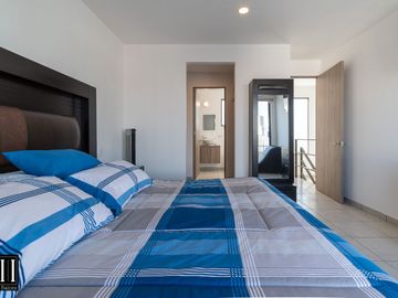 CASA EN VENTA, ADARA MIRADOR, 3 RECAMARAS, 2.5 BAÑOS, TERRENO 237.22 M2, 3 NIVELES, ESQUINA, AMENIDADES.