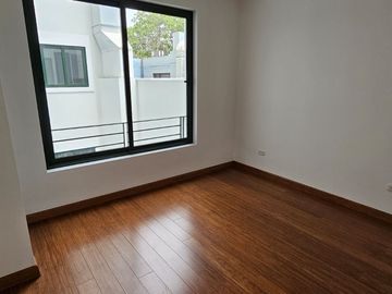 A PRECIO DE OFERTA SE VENDE DUPLEX DE ESTRENO EN EDIFICIO DE 5 PISOS
