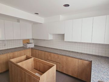 A PRECIO DE OFERTA SE VENDE DUPLEX DE ESTRENO EN EDIFICIO DE 5 PISOS