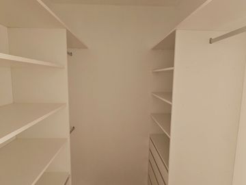 A PRECIO DE OFERTA SE VENDE DUPLEX DE ESTRENO EN EDIFICIO DE 5 PISOS