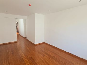 A PRECIO DE OFERTA SE VENDE DUPLEX DE ESTRENO EN EDIFICIO DE 5 PISOS
