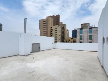 A PRECIO DE OFERTA SE VENDE DUPLEX DE ESTRENO EN EDIFICIO DE 5 PISOS