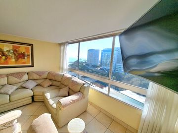 Venta de departamento con linda vista al mar frente al Tenis Club Las Terrazas