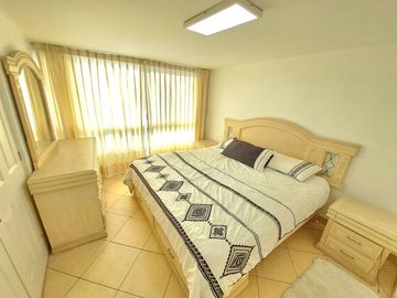 Venta de departamento con linda vista al mar frente al Tenis Club Las Terrazas