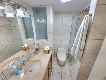 Venta de departamento con linda vista al mar frente al Tenis Club Las Terrazas