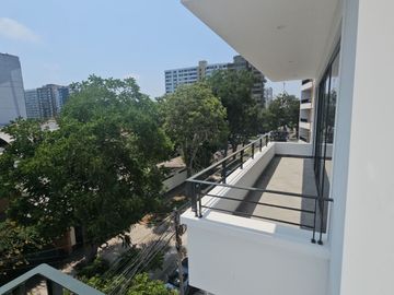 A PRECIO DE OFERTA SE VENDE DUPLEX DE ESTRENO EN EDIFICIO DE 5 PISOS